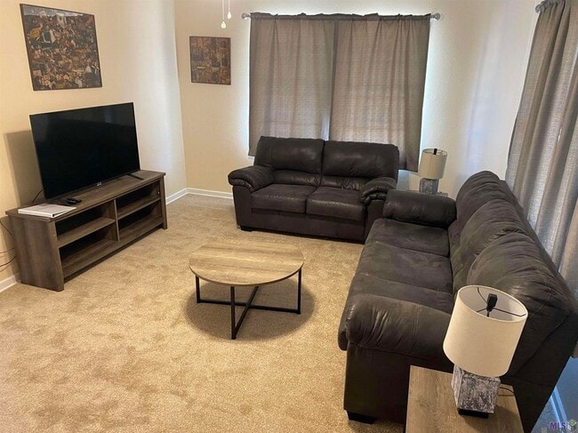 Photo - 1018 S Mire Ave