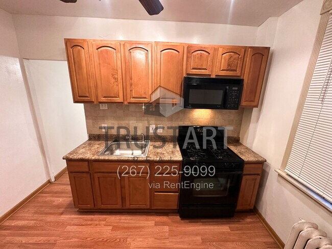 2114 W Pacific St Unit 1