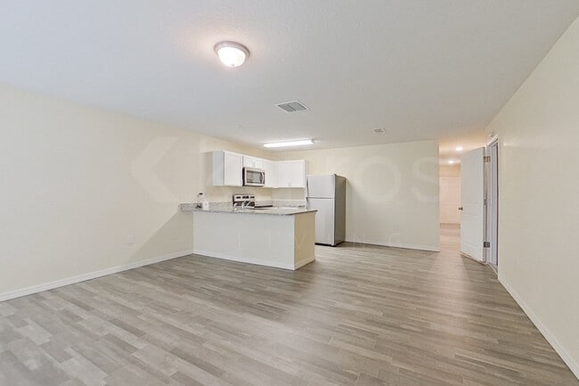 Photo - 27008 Anthony Ave