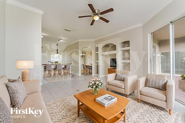 Photo - 3600 Molona Dr