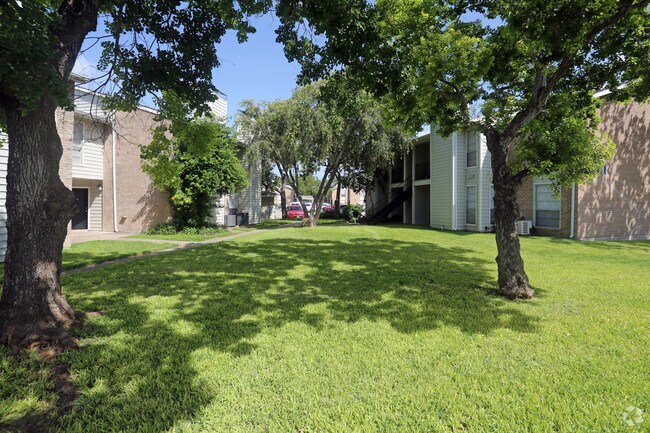 Photo - Peachtree Apartments