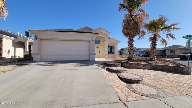 Building Photo - 14281 Gil Reyes Dr Rental