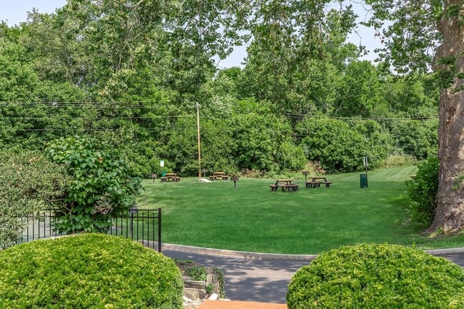 Arrowhead Apartments