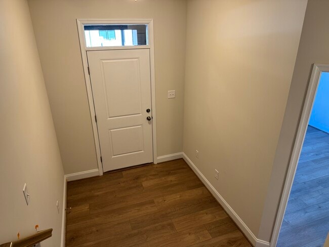 Foyer - 4406 Dominion Forest Cir