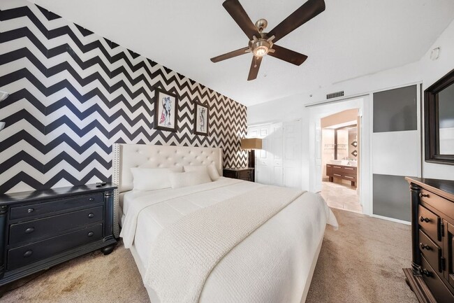 Photo - 3245 NE 184th St