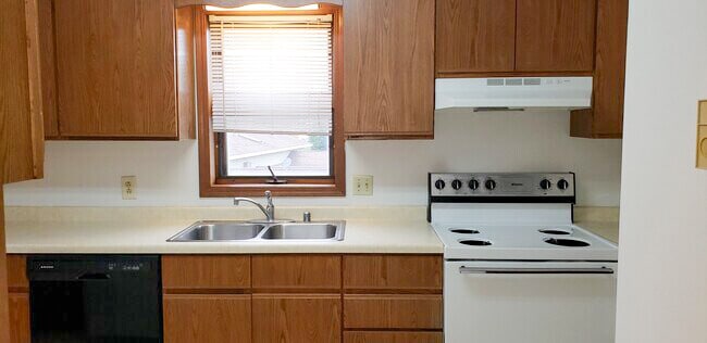 Building Photo - 645 Galena Ct Unit 1