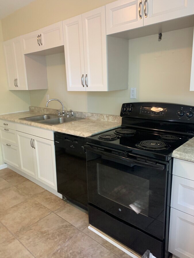 102 Apple Ln Townhome Townhome Rental in Milford OH