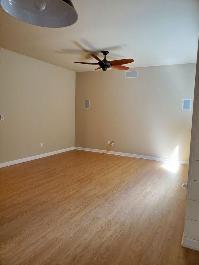 Photo - Beautiful, like new home move in ready!!!