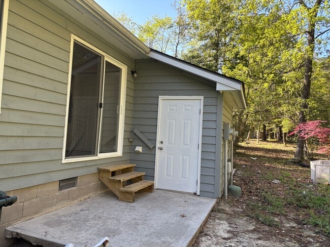 Photo - 102 Hickory Hills Ct