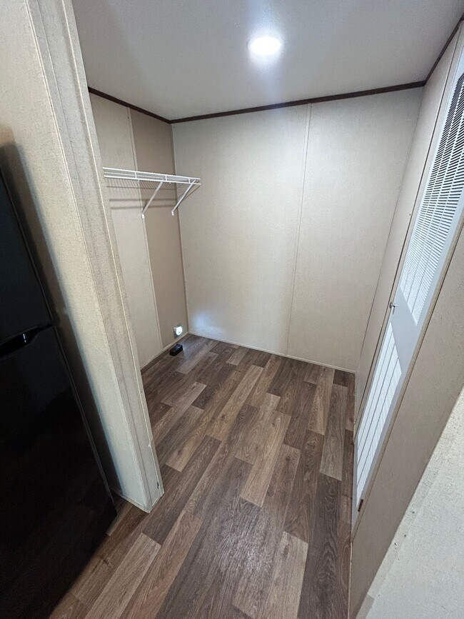 308 Hovie Ct