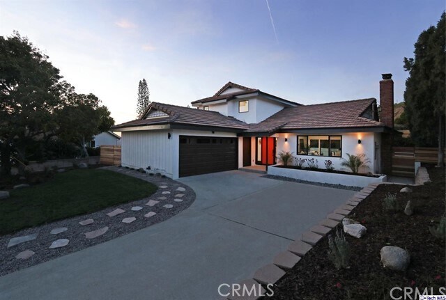 Photo - 4765 Round Top Dr