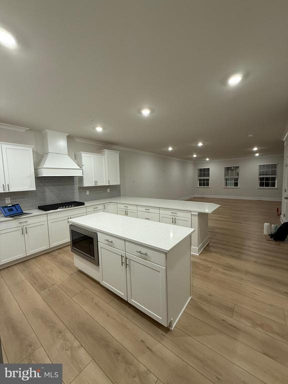 Building Photo - 251 Swing Arc Ct