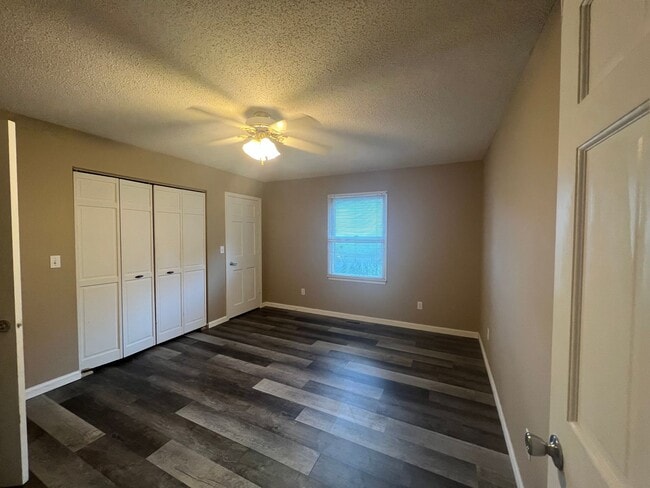Photo - AVAILABLE NOW 3 BEDROOM 2 FULL BATHS PLENTY OF STORAGE.