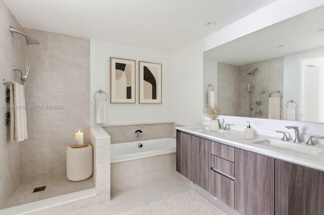 Photo - 488 NE 18th St Unit 501