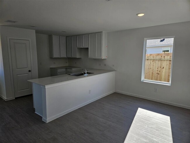 Photo - 1310 Charlotte Wy