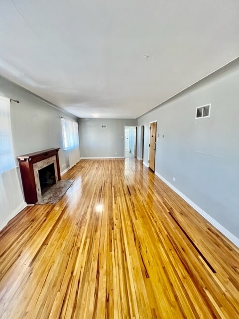 Photo - 794 Glencoe St