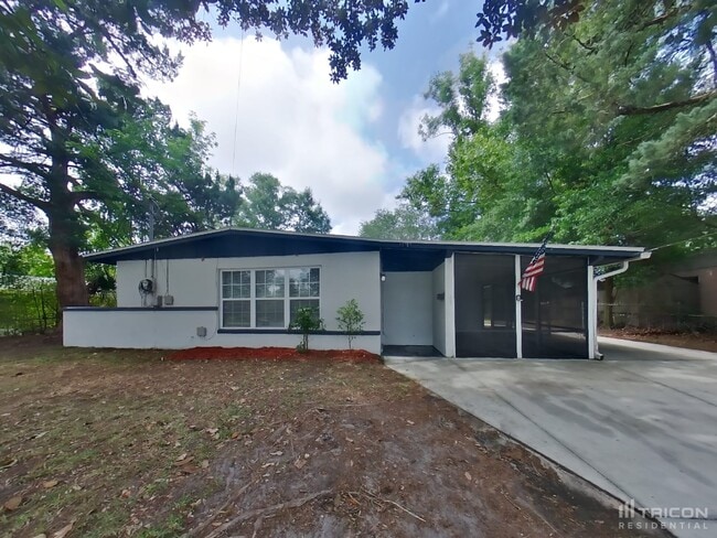 Photo - 10757 Hawaii Dr S House