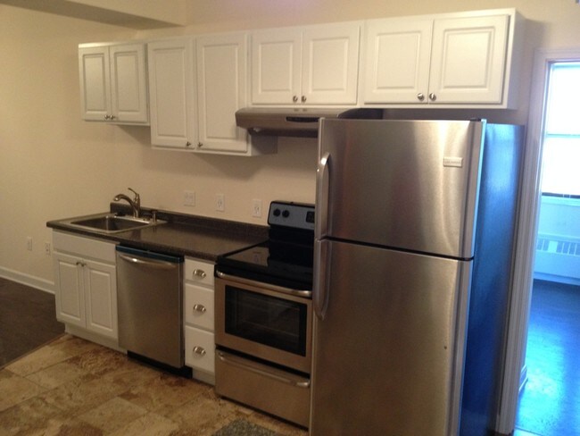 Mendota Lakeshore Apartments