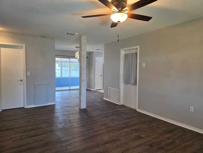 Photo - 2 Bedroom 1.5 Bath in the Desirable Disston Heights Neighborhood