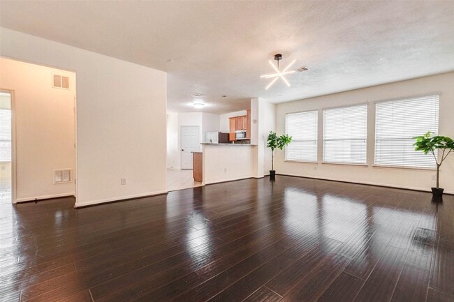 Photo - 7434 Jacobs Well Dr
