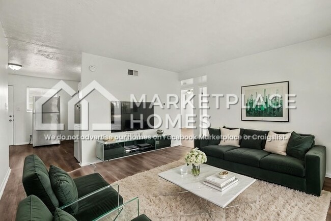 Photo - 412 Todd St