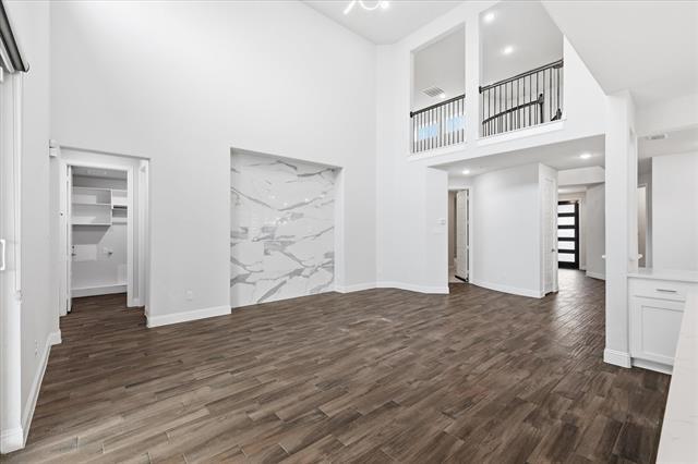 Photo - 8053 Monks Cap St