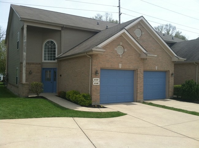 Country Manor Apartments