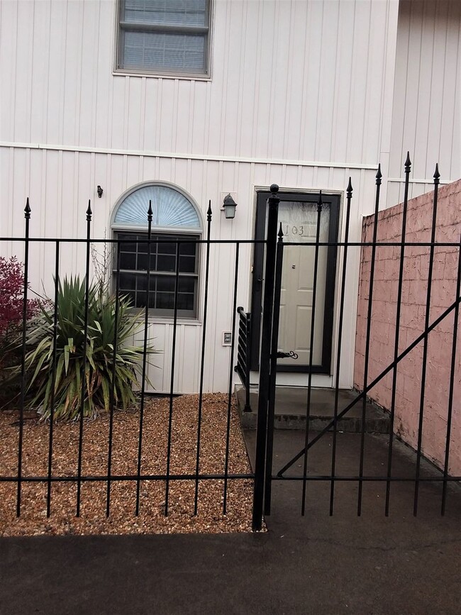2 Bedroom / 1.5 Bath Condo Kingsport TN - 2 Bedroom / 1.5 Bath Condo Kingsport TN