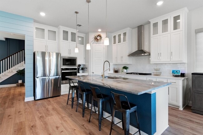 Photo - 7309 Sunset Blvd