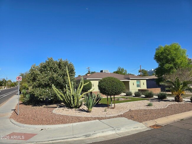 Photo - 174 W Highland Ave