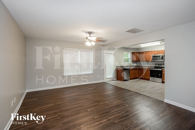 Photo - 4944 Rockwood Rd