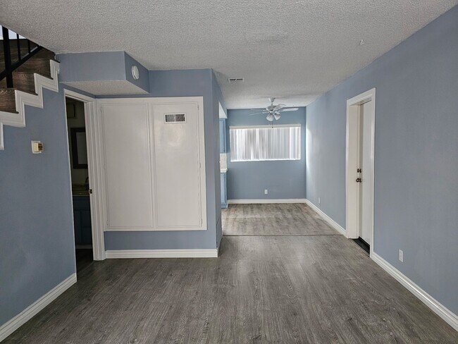 4130 Manhattan Beach Blvd Unit D