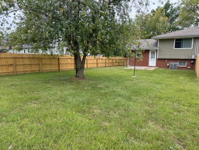 Photo - 840 Parkview Ct Unit B