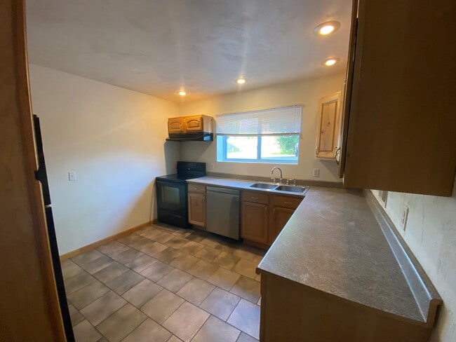 Photo - 1118 Lafayette - 4 Bed/4.5 Bath Unit Near ... Unit 1118