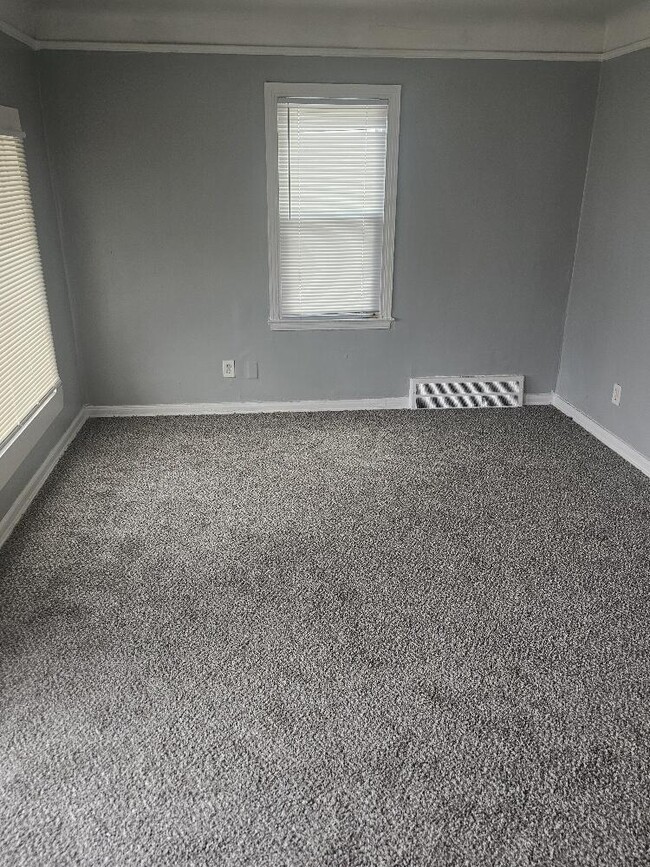 Photo - 12944 Rosemont Ave