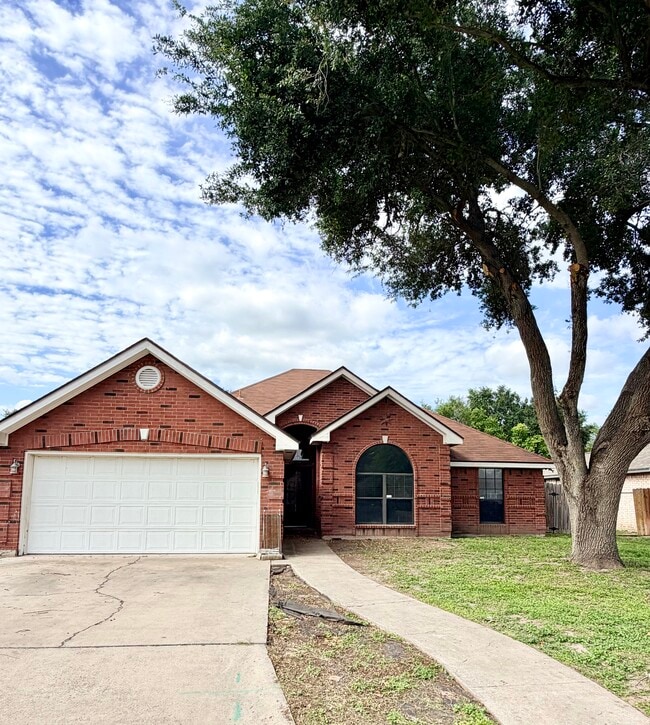 Photo - 1707 Crown Pointe Blvd