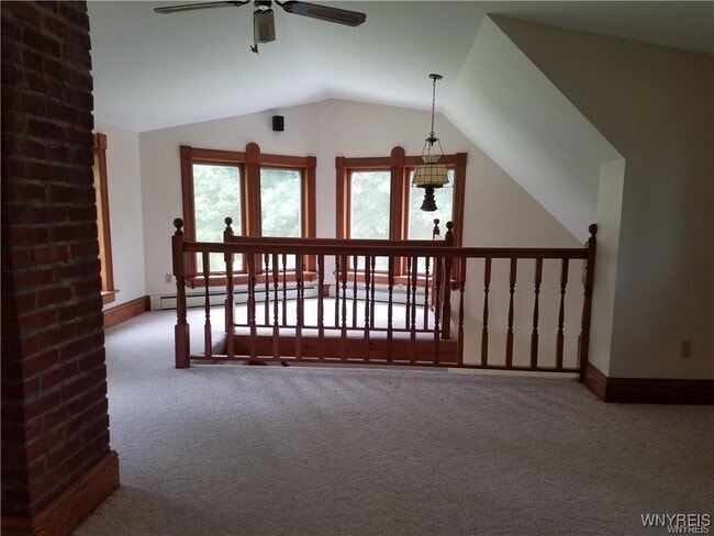 Photo - 2885 Hess Rd