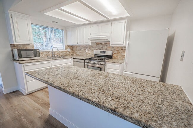 Photo - 3-Bedroom Home with Dog Run and Private Yard in Santa Clarita!