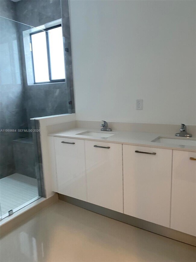 Photo - 13633 SW 157th Pl