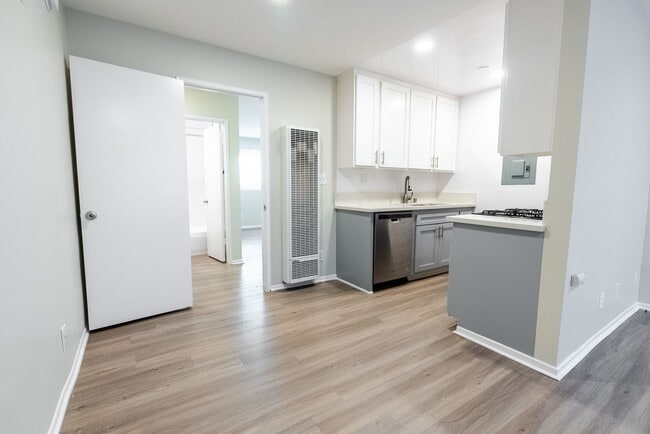 Photo - 11937 Avon Way