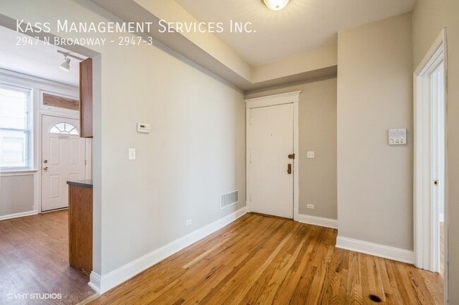 Photo - 2947 N Broadway Unit 2947-3