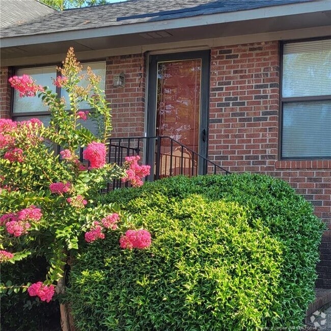 Building Photo - 131 Villa Dr Rental