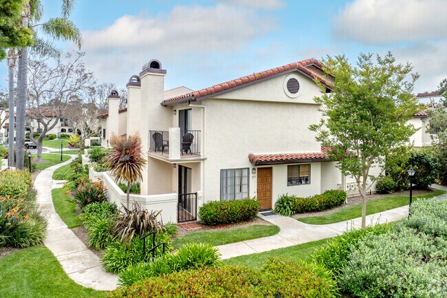 Photo - Las Palmas Apartments