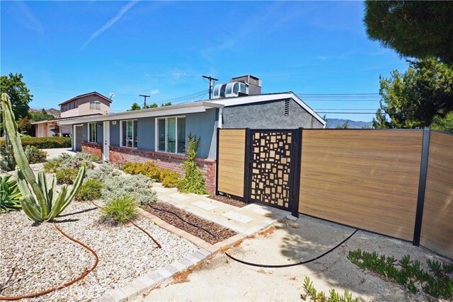 Photo - 12350 Luna Pl