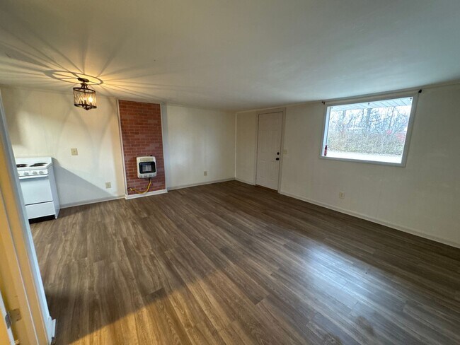 Photo - 721 US-62 Unit A