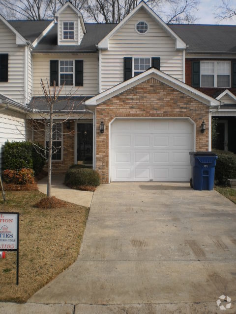 Building Photo - 418 Village Pl Rental