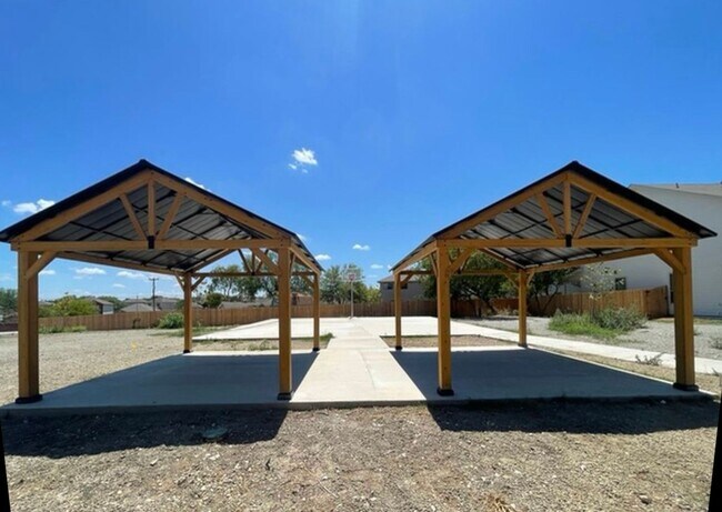 Photo - 10306 Lynwood Branch Unit 10306 Lynwood Branch  102