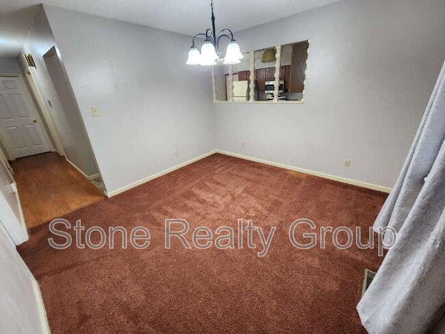 Photo - 47 W Lawrin Blvd