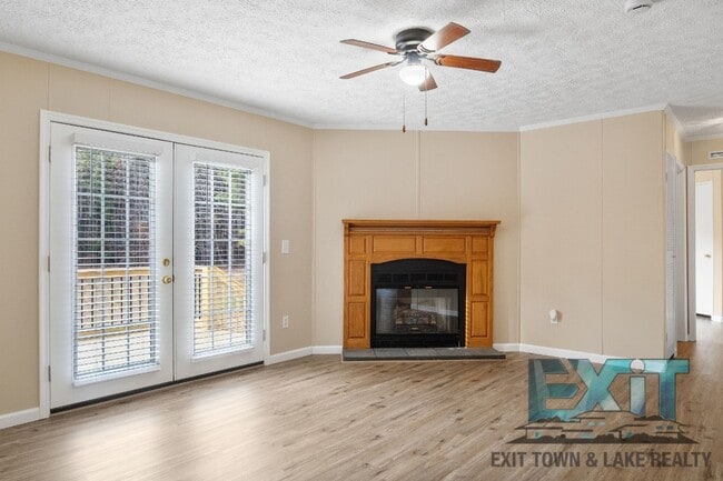 Photo - Beautiful Fully Renovated 3 Bed 2 Bath Home