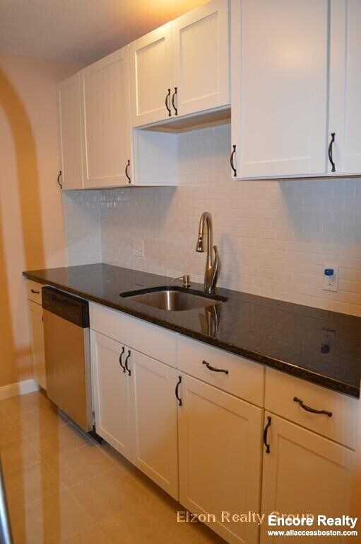 Building Photo - 276 Chestnut Hill Ave Unit 13